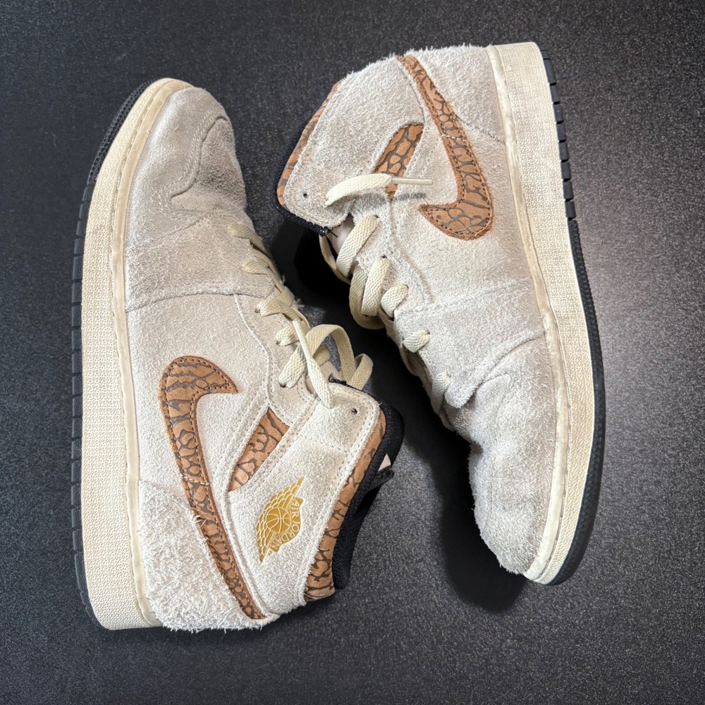 Nike Air Jordan 1 Mid SE "Brown Elephant size 7 youth suede sneakers tennishoes